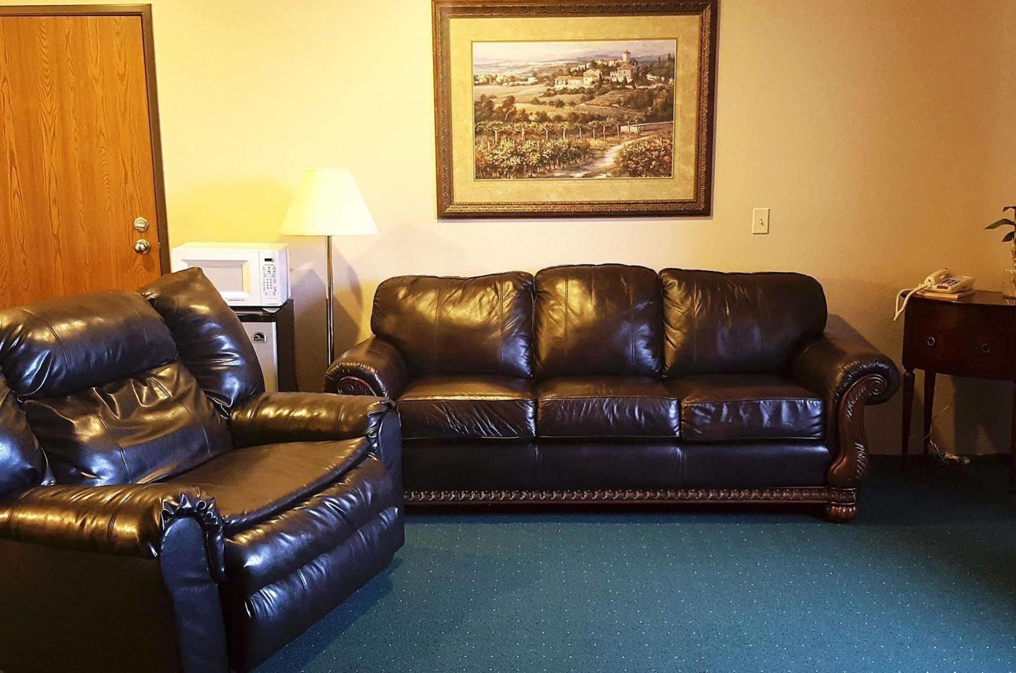 Americas Best Value Inn & Suites Cassville Roaring River Εξωτερικό φωτογραφία